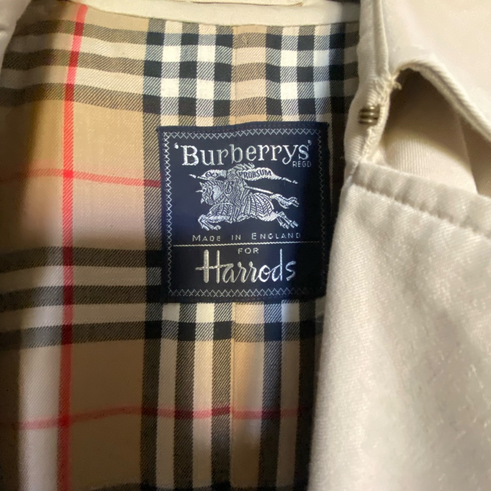 Vintage Burberry Trench Coat Women 10 Long; Beige Belted Lined Burberrys - Picture 5 of 16